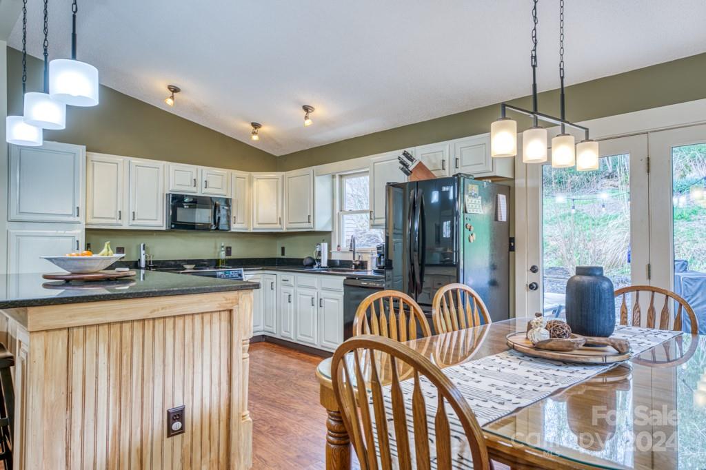 118 Spooks Branch Road Asheville NC 28804