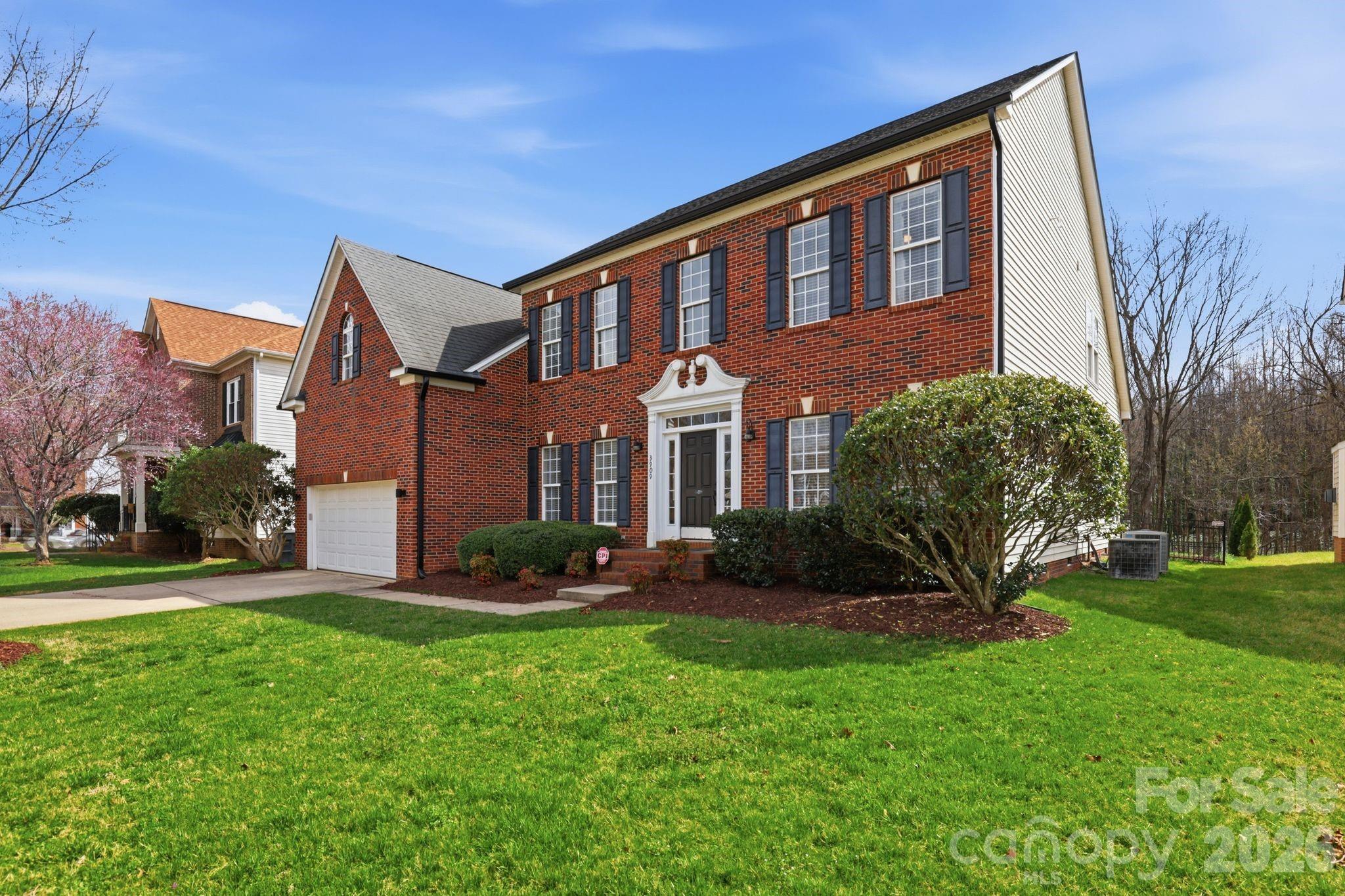 3909 Meadow Green Drive Charlotte NC 28269