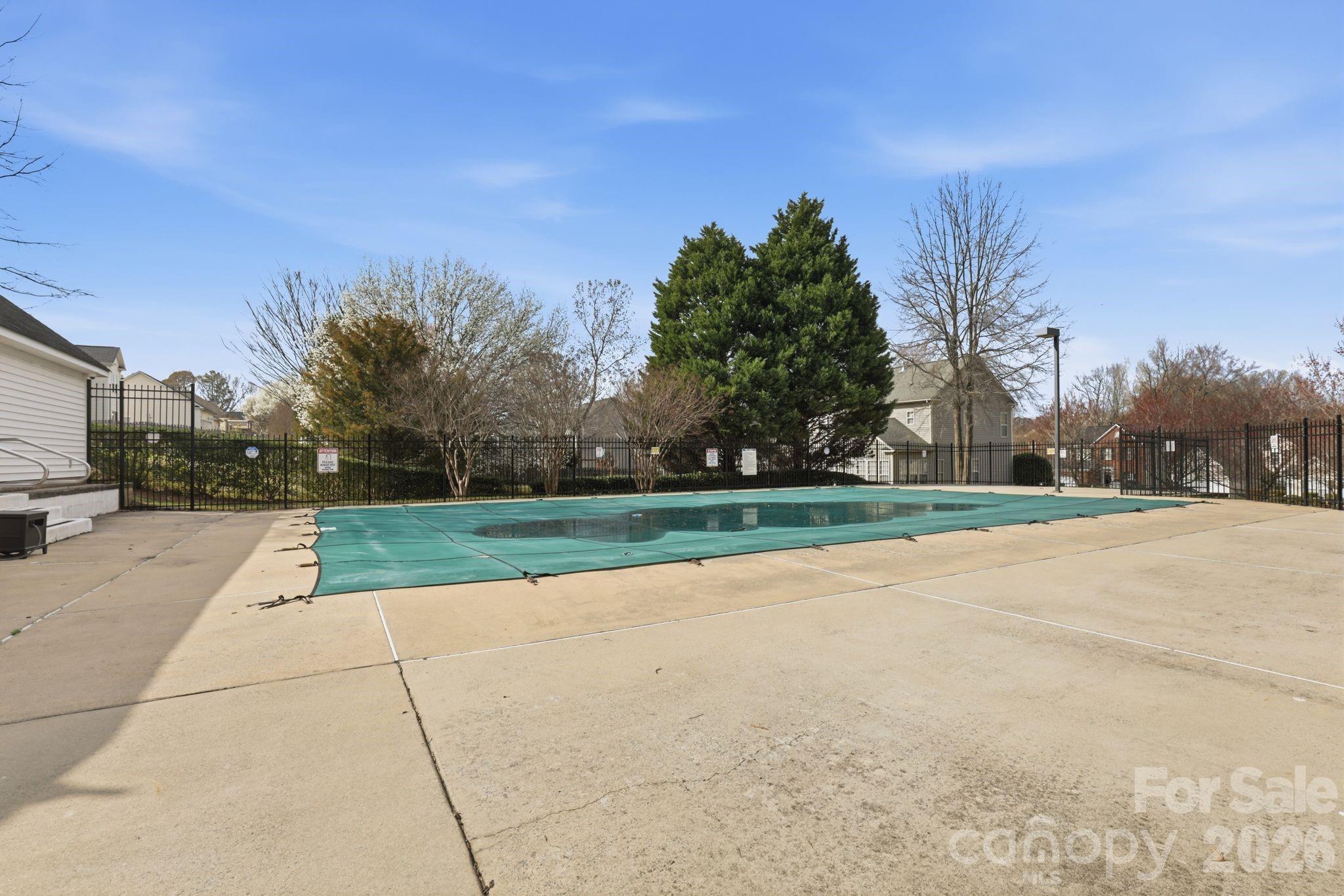 3909 Meadow Green Drive Charlotte NC 28269
