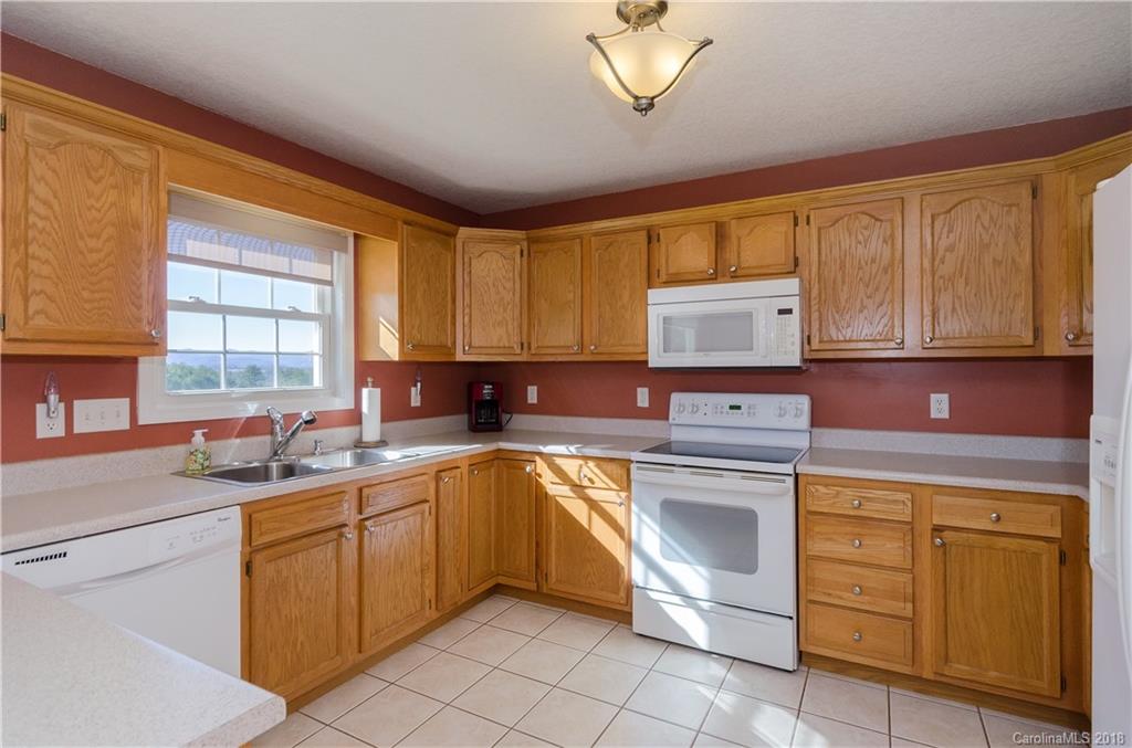 4 Piper Drive Weaverville NC 28787
