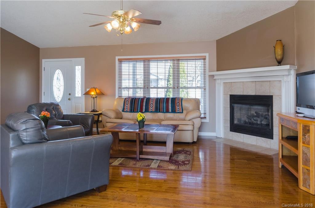 4 Piper Drive Weaverville NC 28787