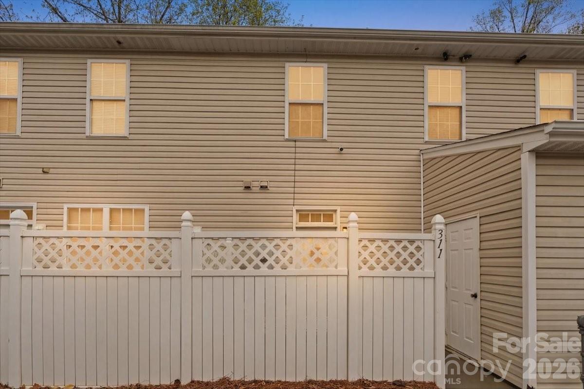 311 Alabarda Lane Charlotte NC 28273