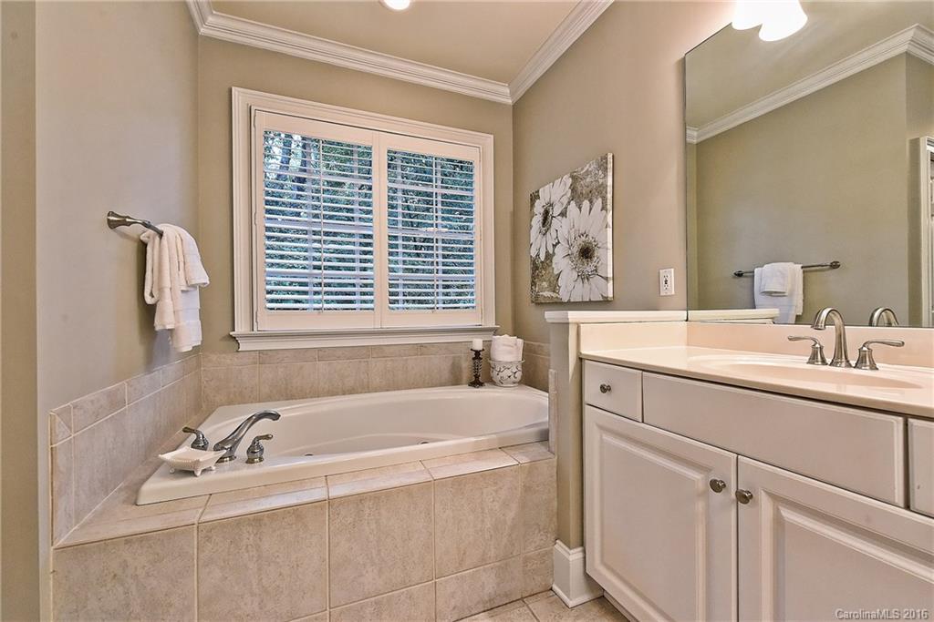 6433 Creola Road Charlotte NC 28226