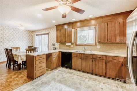 104 Mcarthur Avenue SE Concord NC 28025