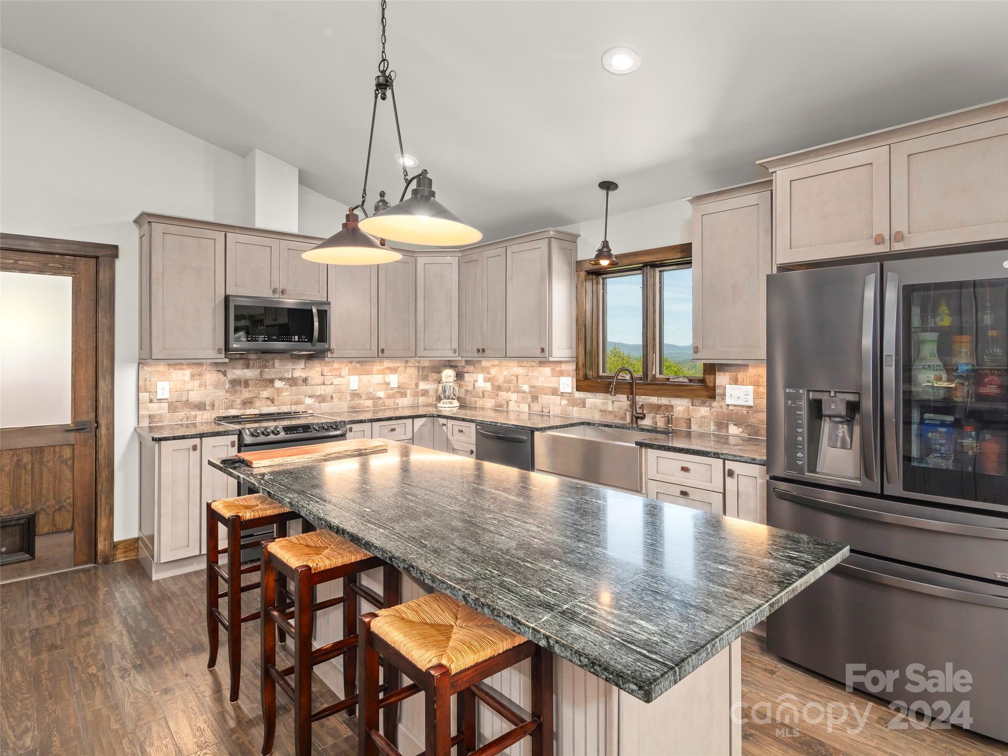 1103 Whitetail Trail Rosman NC 28772