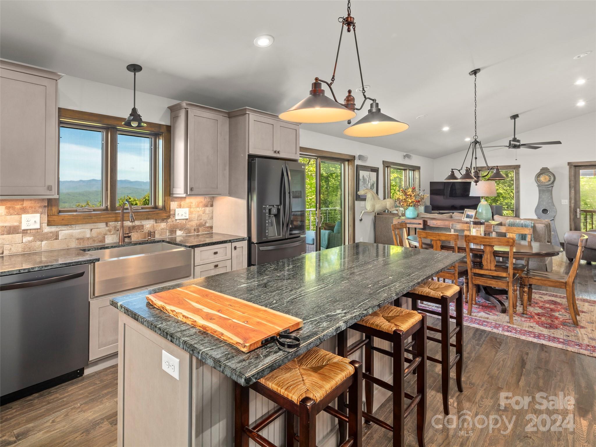 1103 Whitetail Trail Rosman NC 28772
