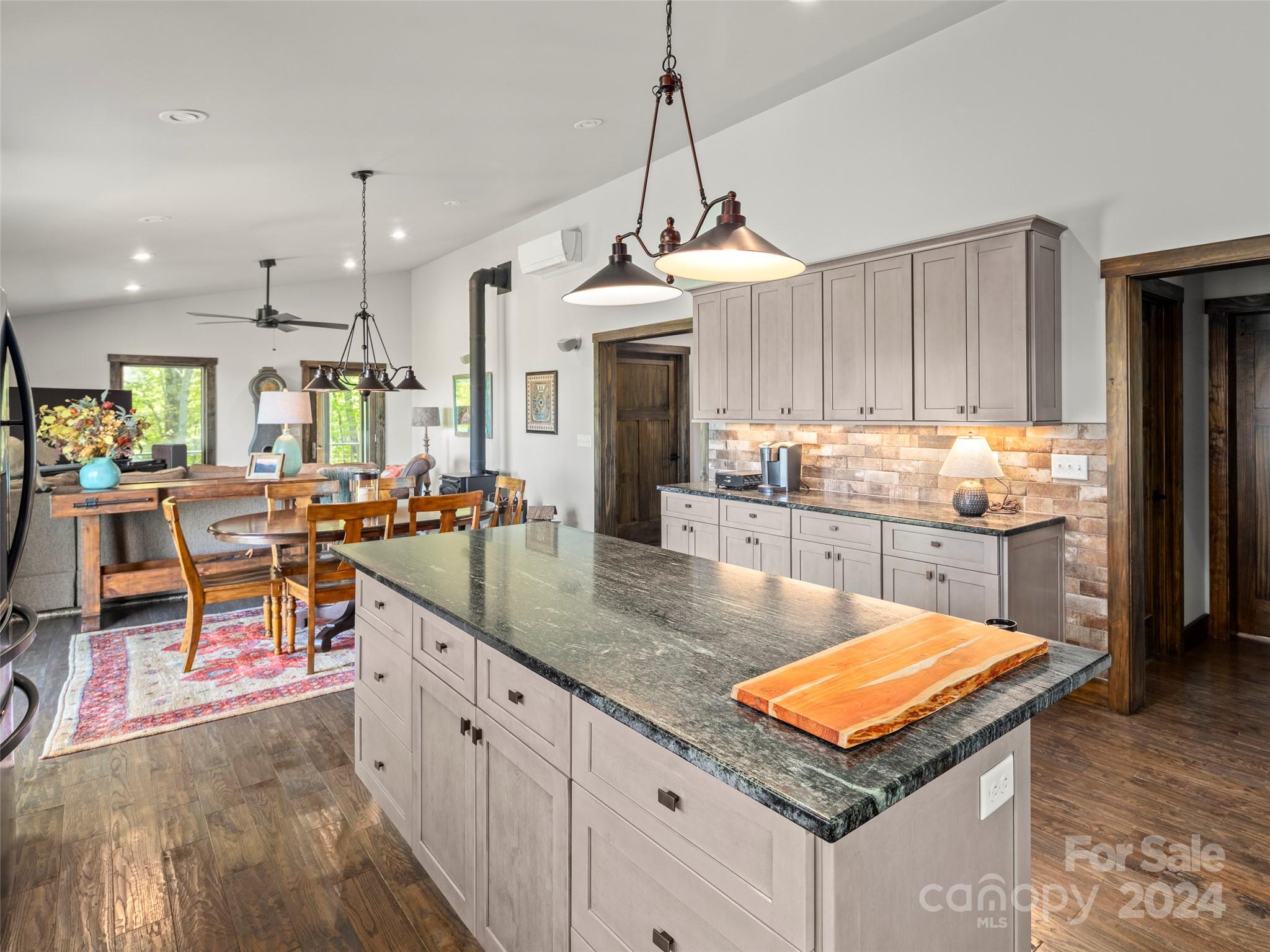 1103 Whitetail Trail Rosman NC 28772