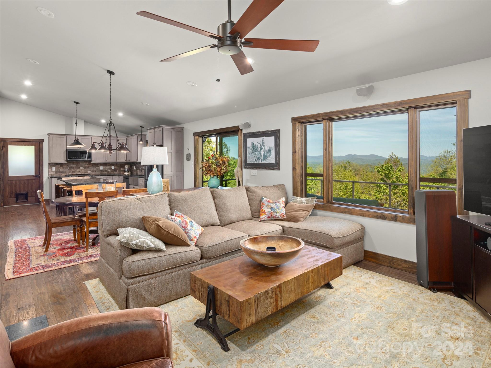 1103 Whitetail Trail Rosman NC 28772