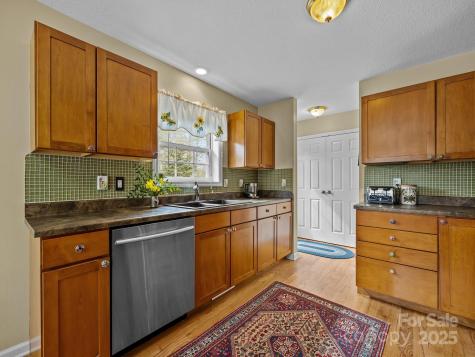 11 Amy's Way Black Mountain NC 28711