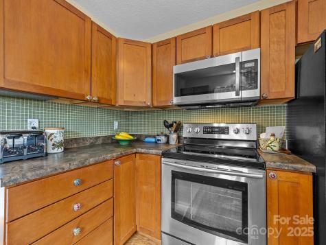 11 Amy's Way Black Mountain NC 28711