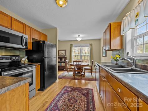 11 Amy's Way Black Mountain NC 28711