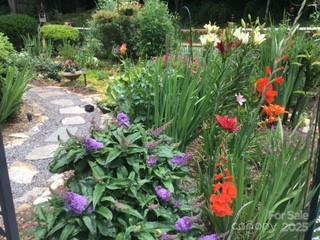 11 Amy's Way Black Mountain NC 28711