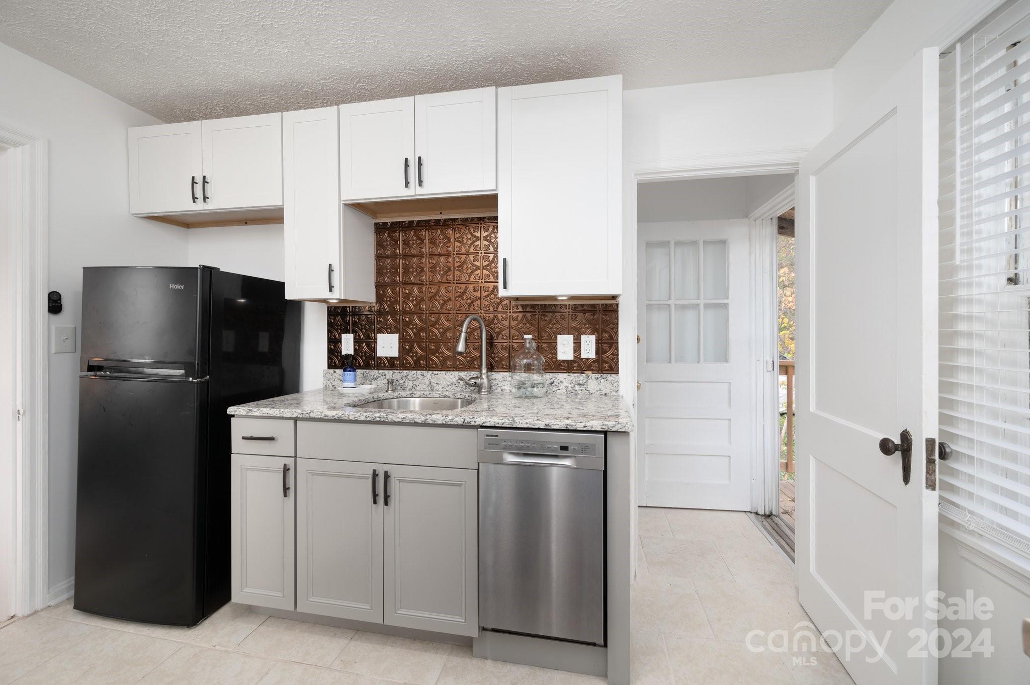 21 Lakeshore Drive Asheville NC 28804