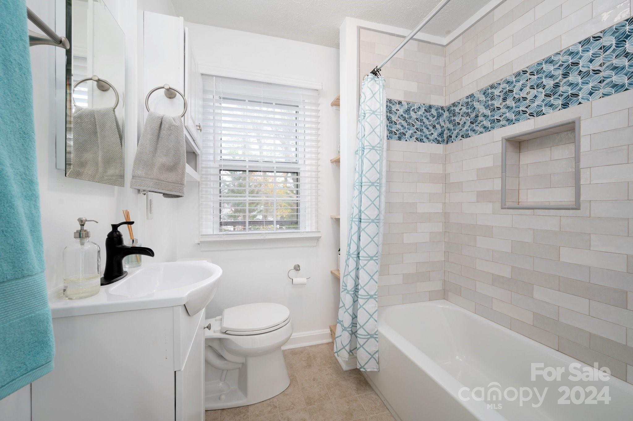 21 Lakeshore Drive Asheville NC 28804