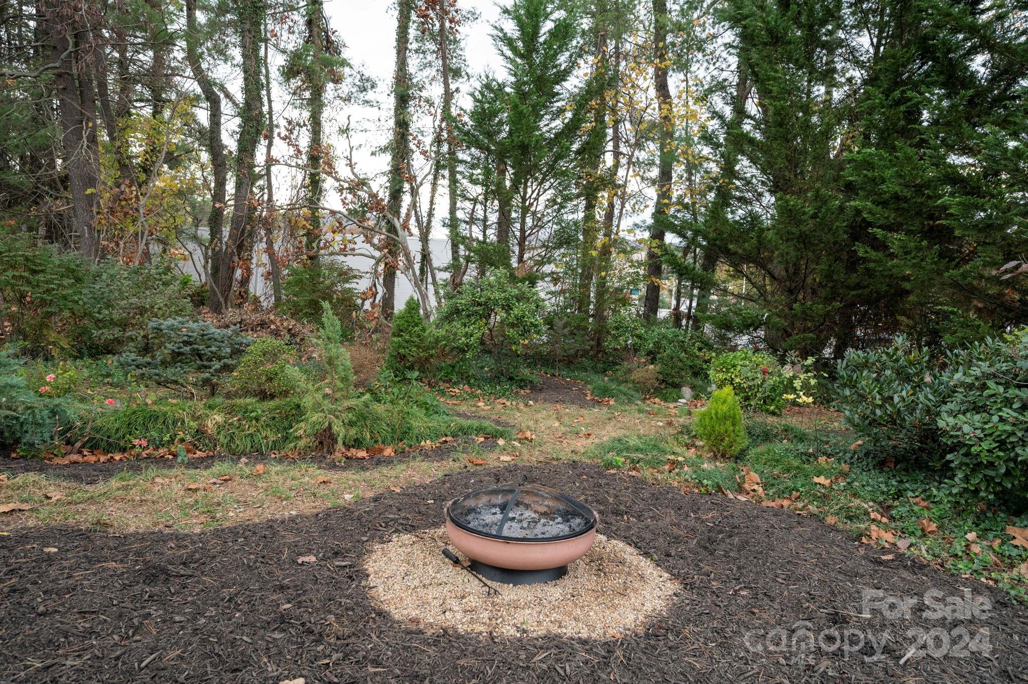 21 Lakeshore Drive Asheville NC 28804