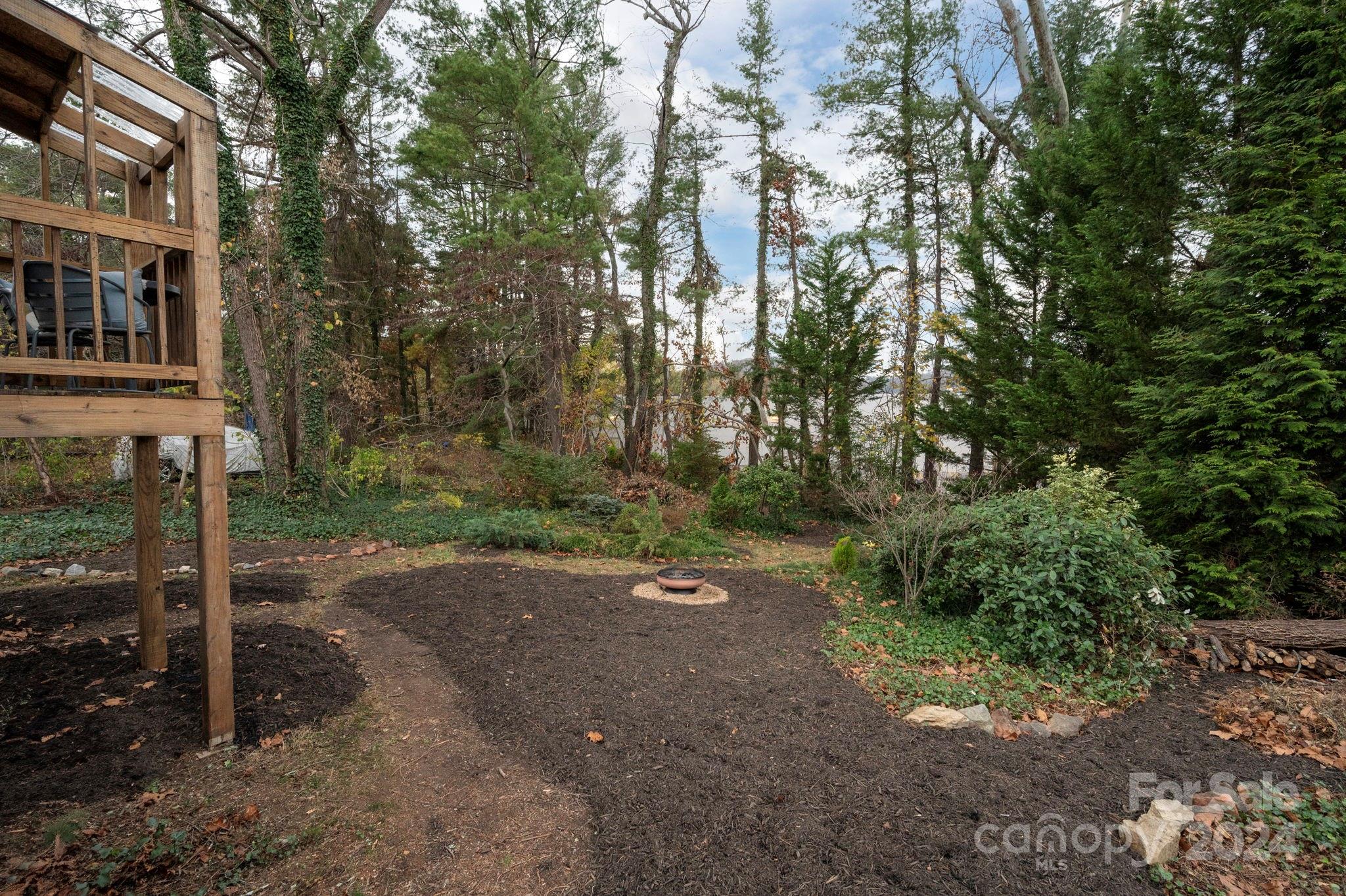 21 Lakeshore Drive Asheville NC 28804