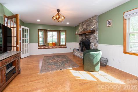 121 Churchill Downs Drive Fairview NC 28730
