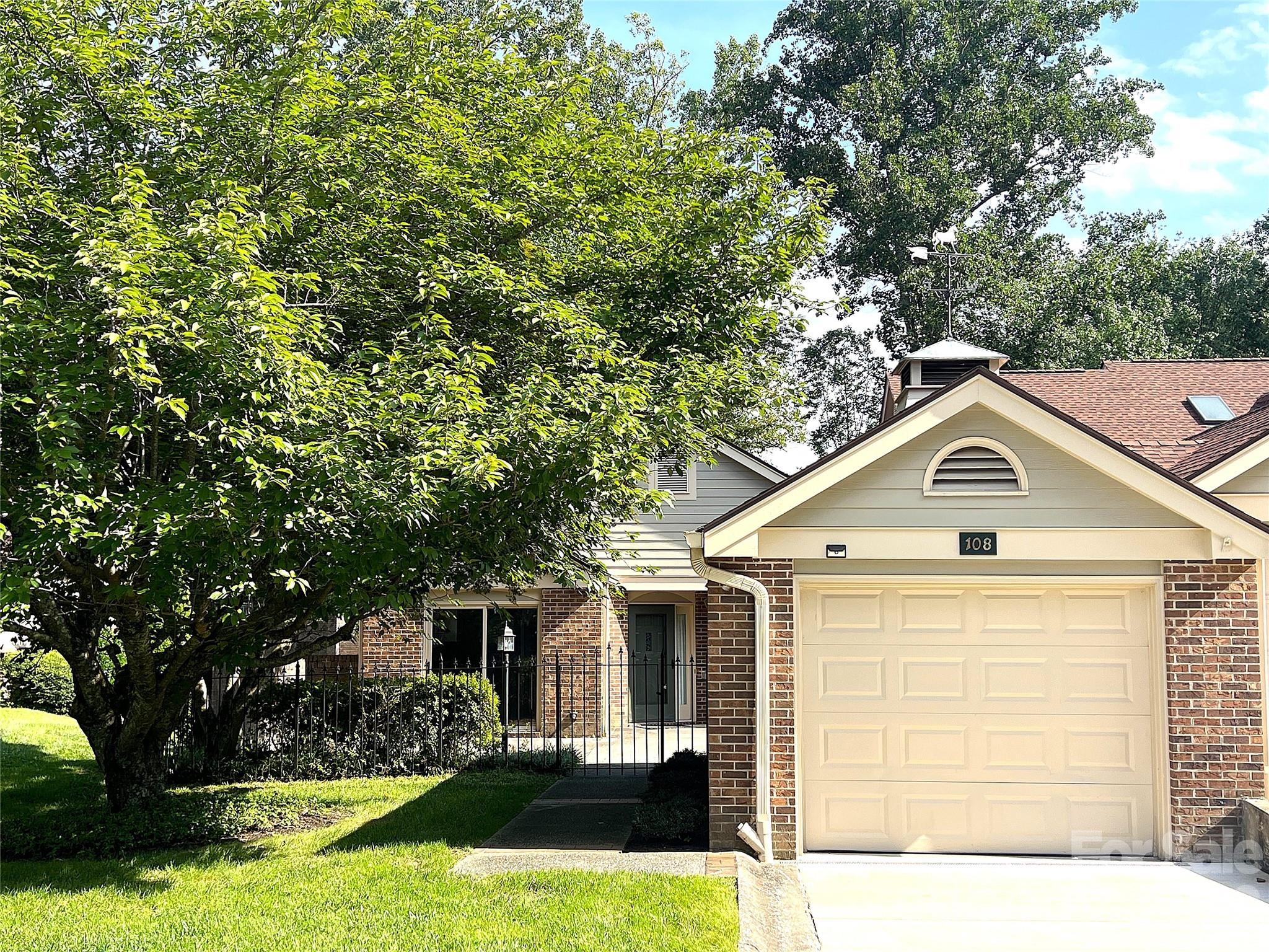 108 Glenbrook Drive Hendersonville NC 28739