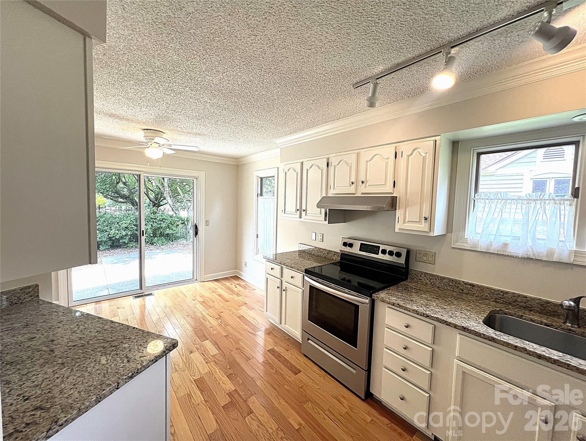 108 Glenbrook Drive Hendersonville NC 28739