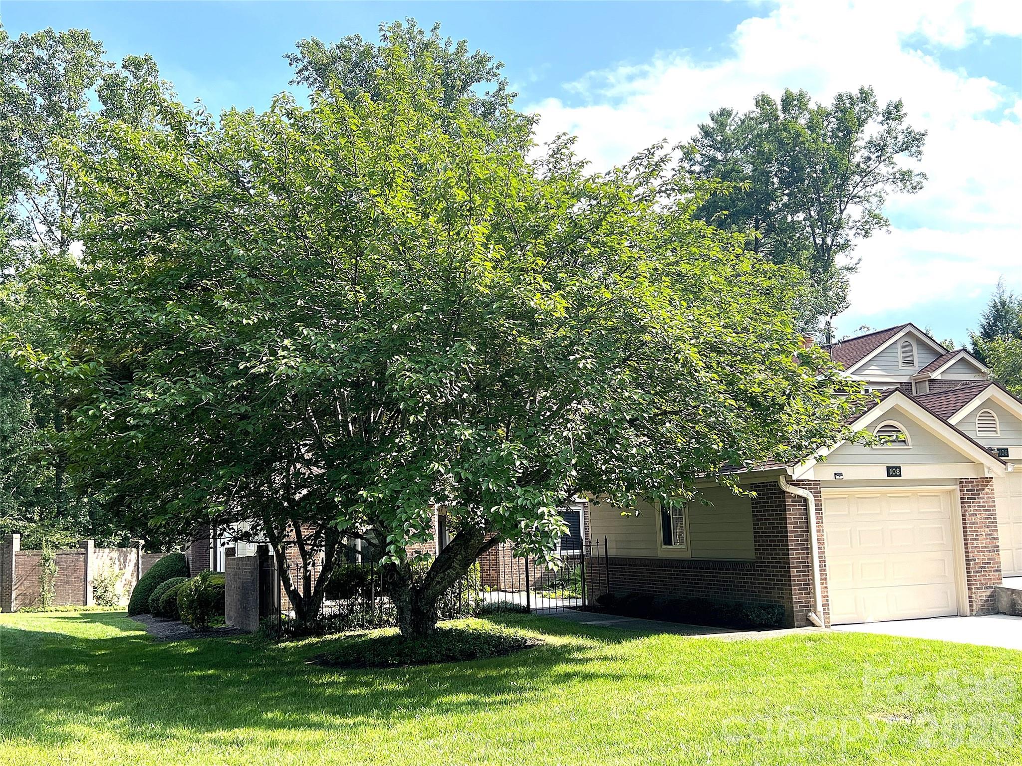 108 Glenbrook Drive Hendersonville NC 28739