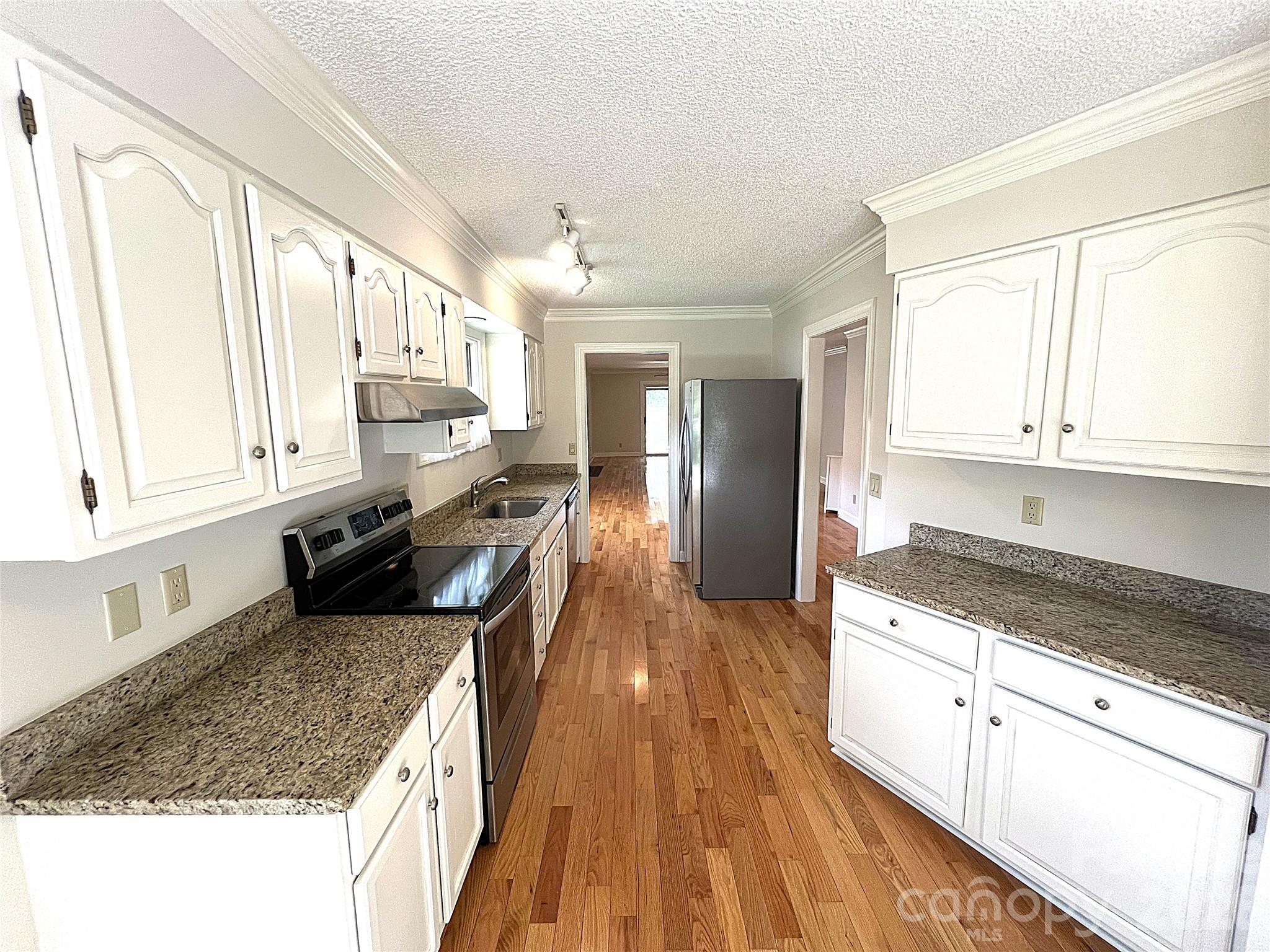 108 Glenbrook Drive Hendersonville NC 28739