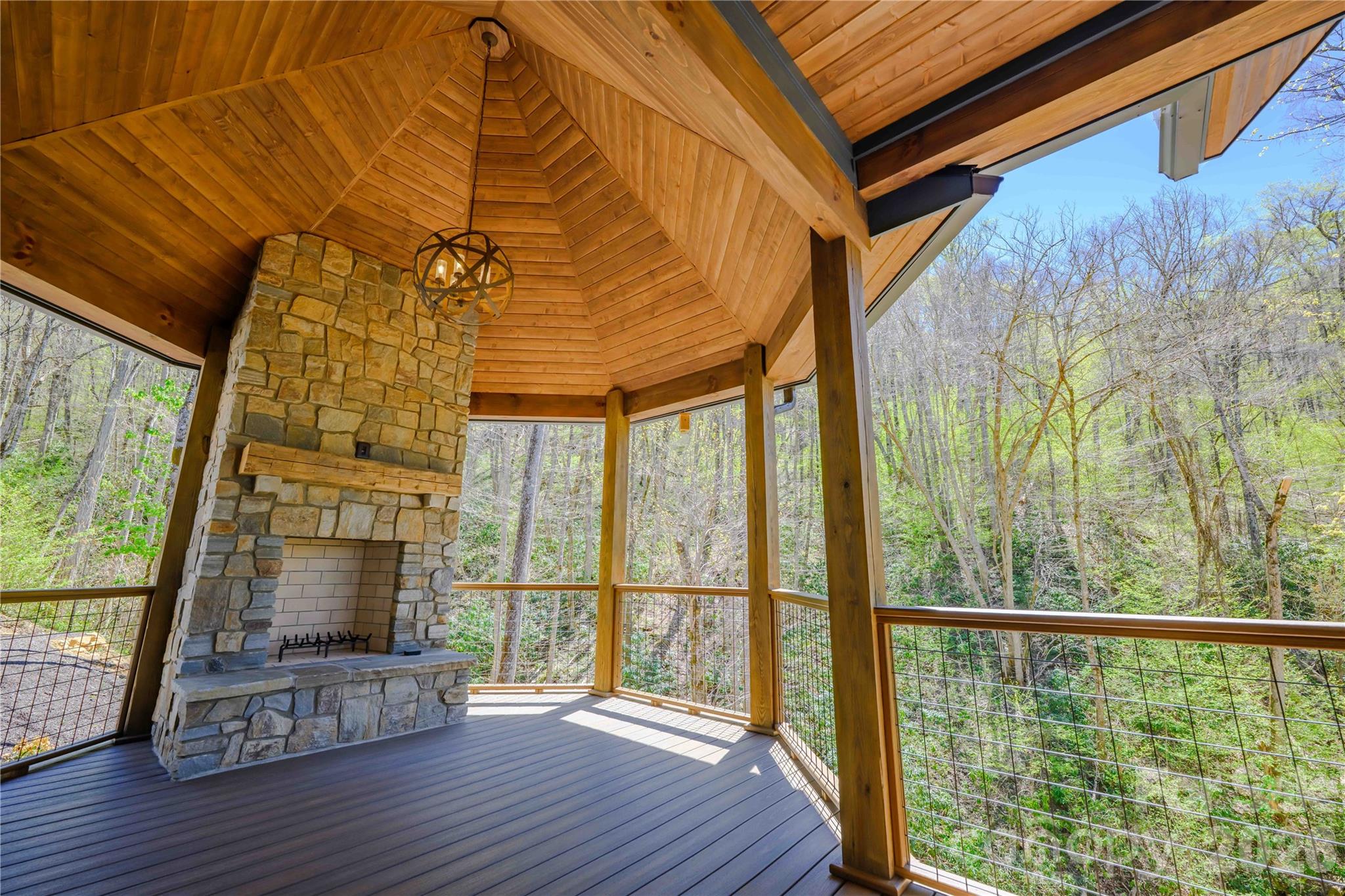 95 Dartmouth Way Waynesville NC 28786