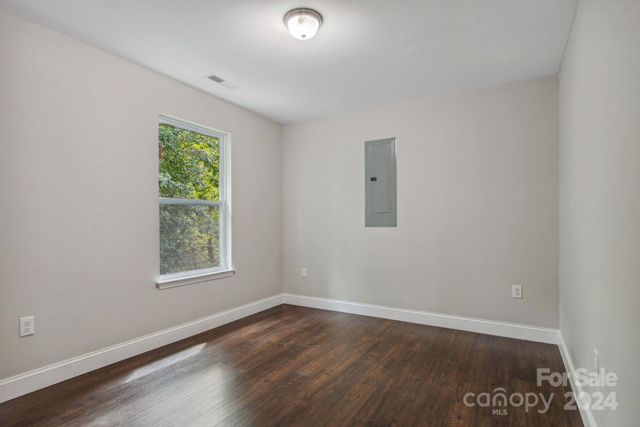 112 Tail Feather Lane Candler NC 28715