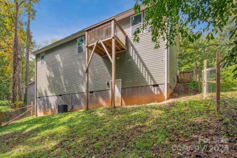 112 Tail Feather Lane Candler NC 28715