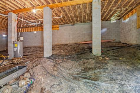 112 Tail Feather Lane Candler NC 28715