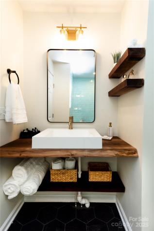 608 Hiawassee Avenue Black Mountain NC 28711