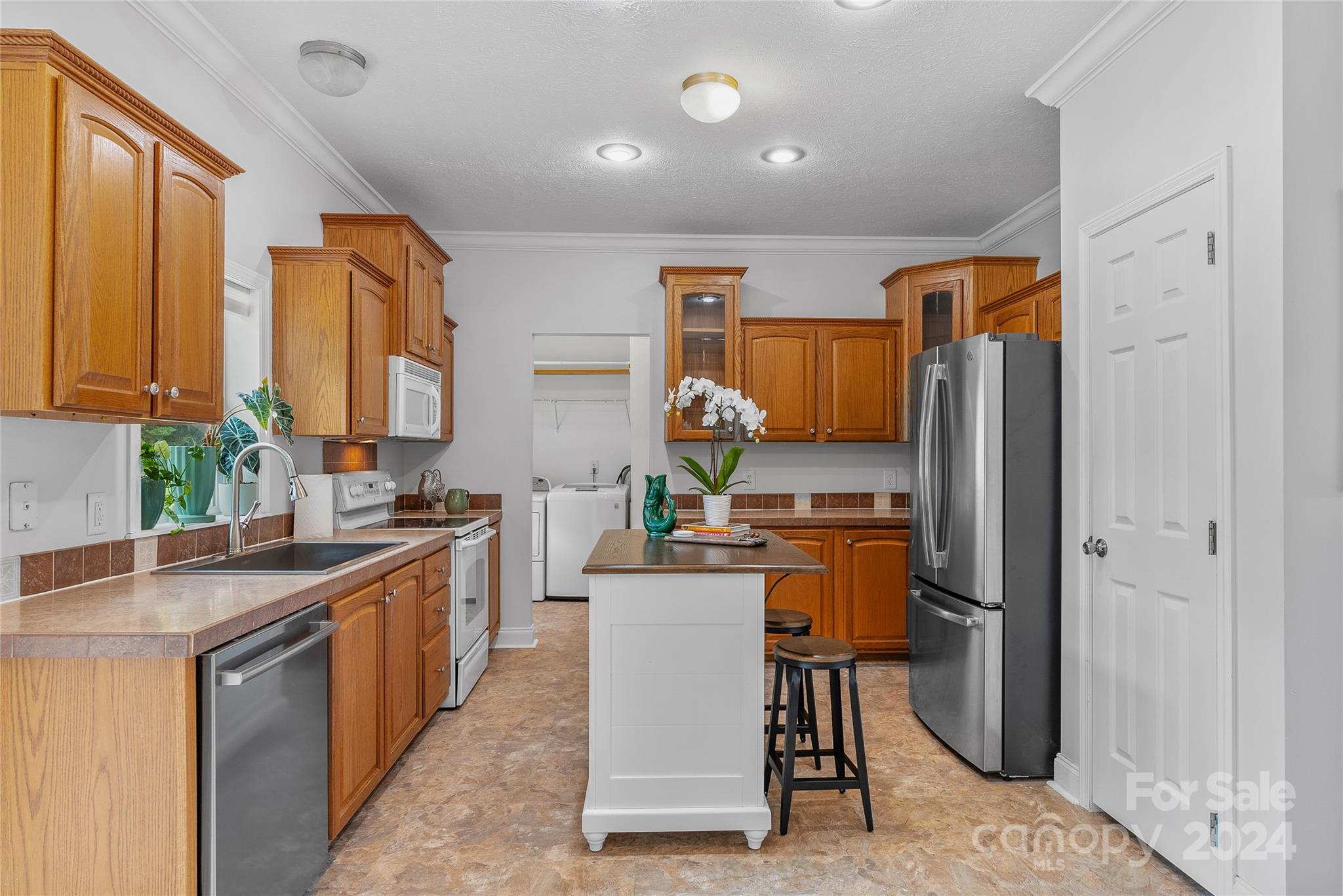 9 Cedar Hill Road Asheville NC 28806
