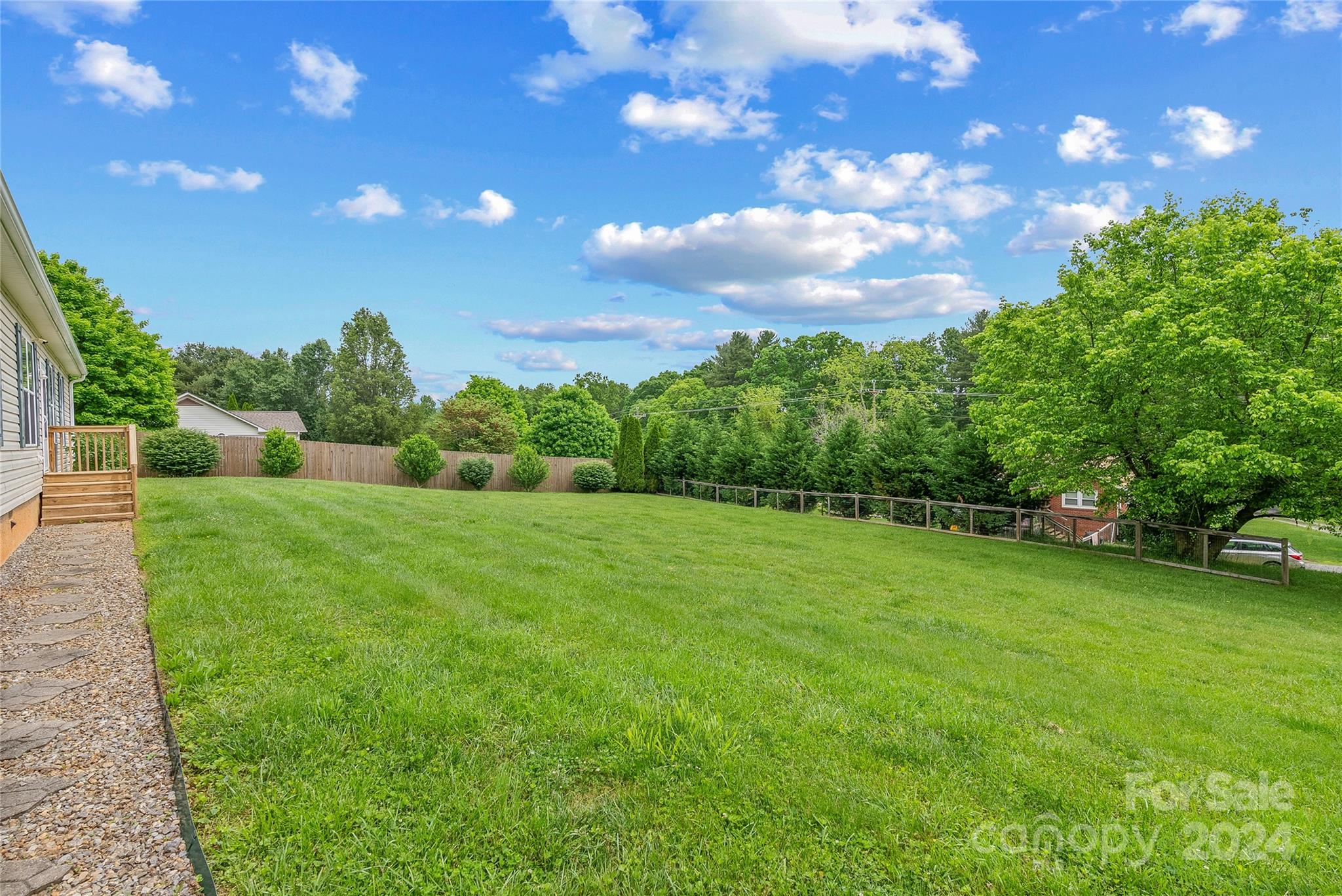 9 Cedar Hill Road Asheville NC 28806