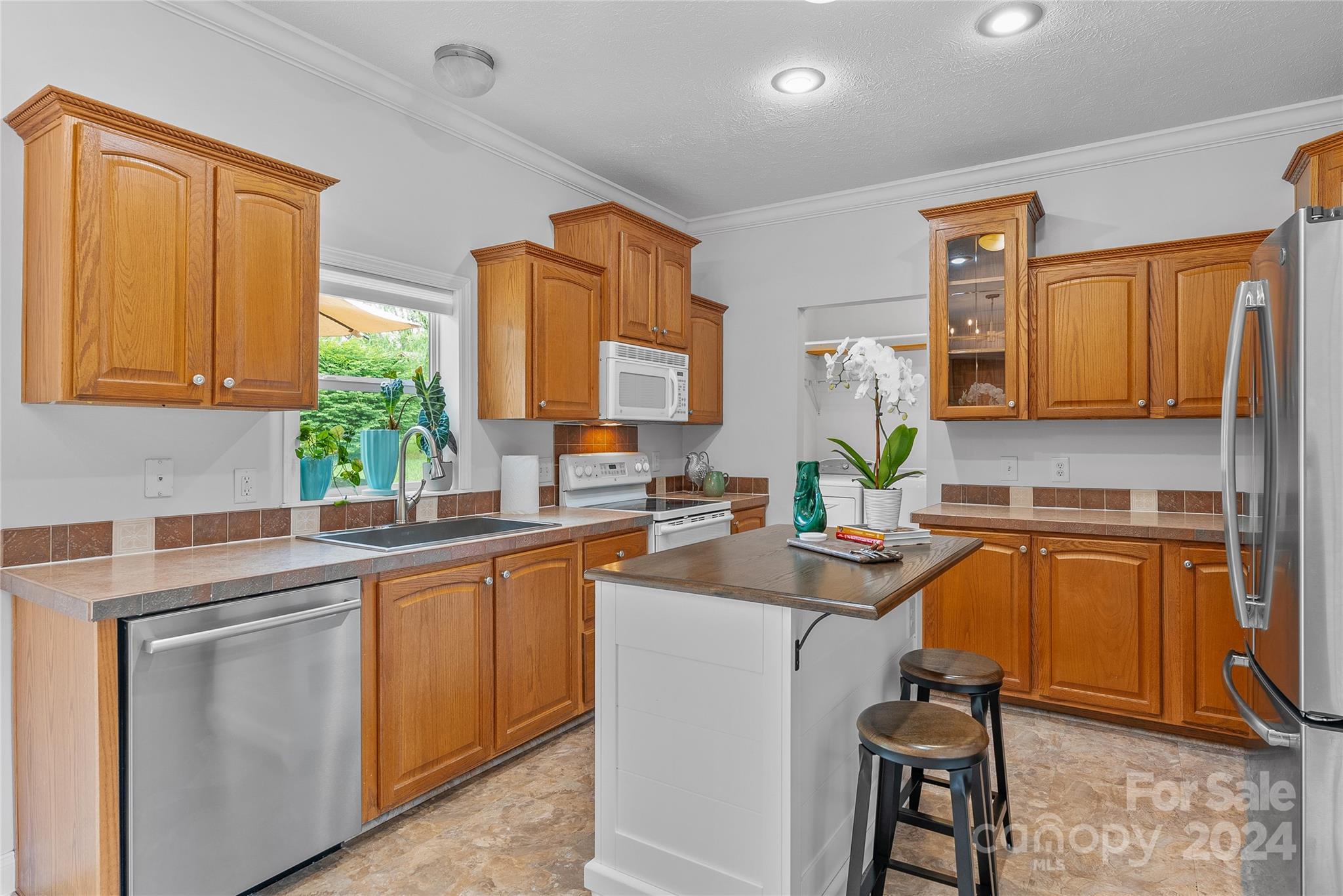 9 Cedar Hill Road Asheville NC 28806