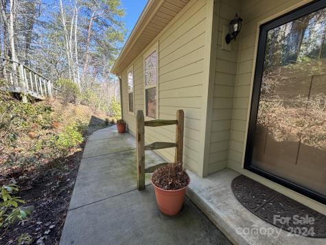 52 Bethel Drive Black Mountain NC 28711