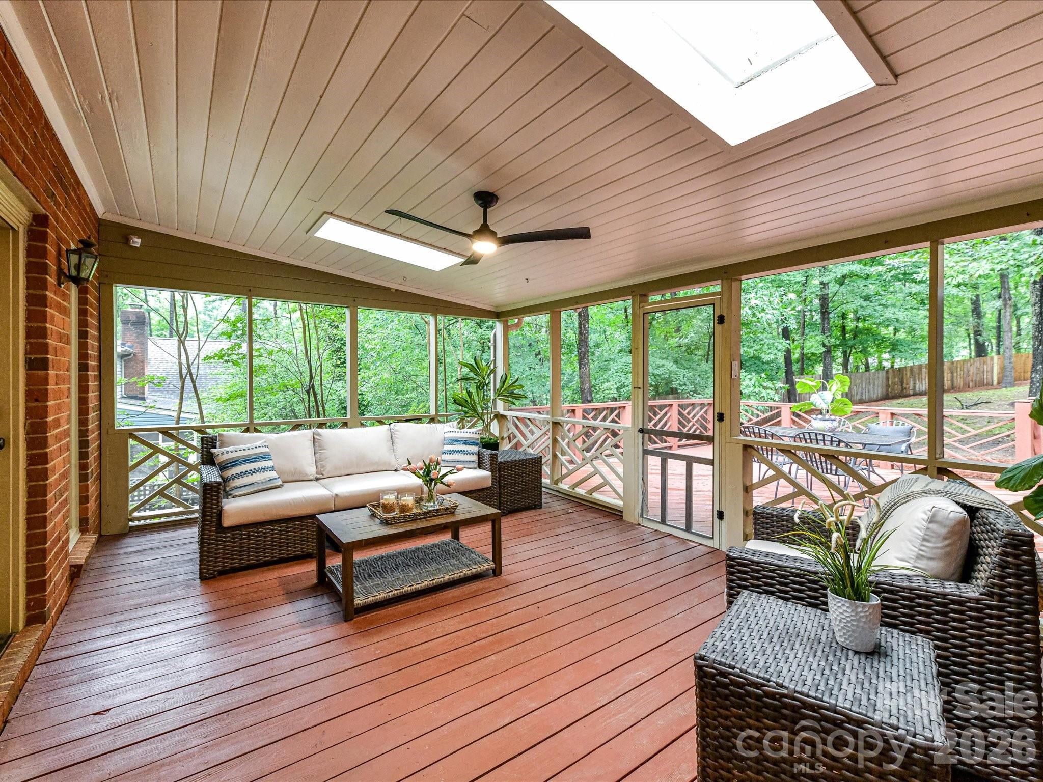 10341 Avondale Avenue Charlotte NC 28210