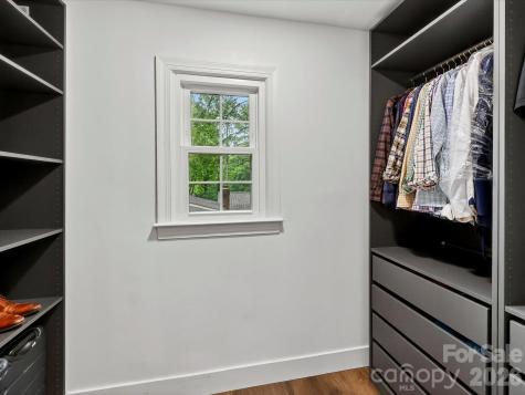 10341 Avondale Avenue Charlotte NC 28210