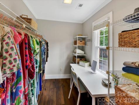 10341 Avondale Avenue Charlotte NC 28210