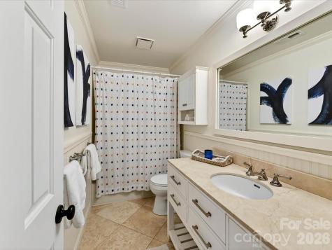 10341 Avondale Avenue Charlotte NC 28210