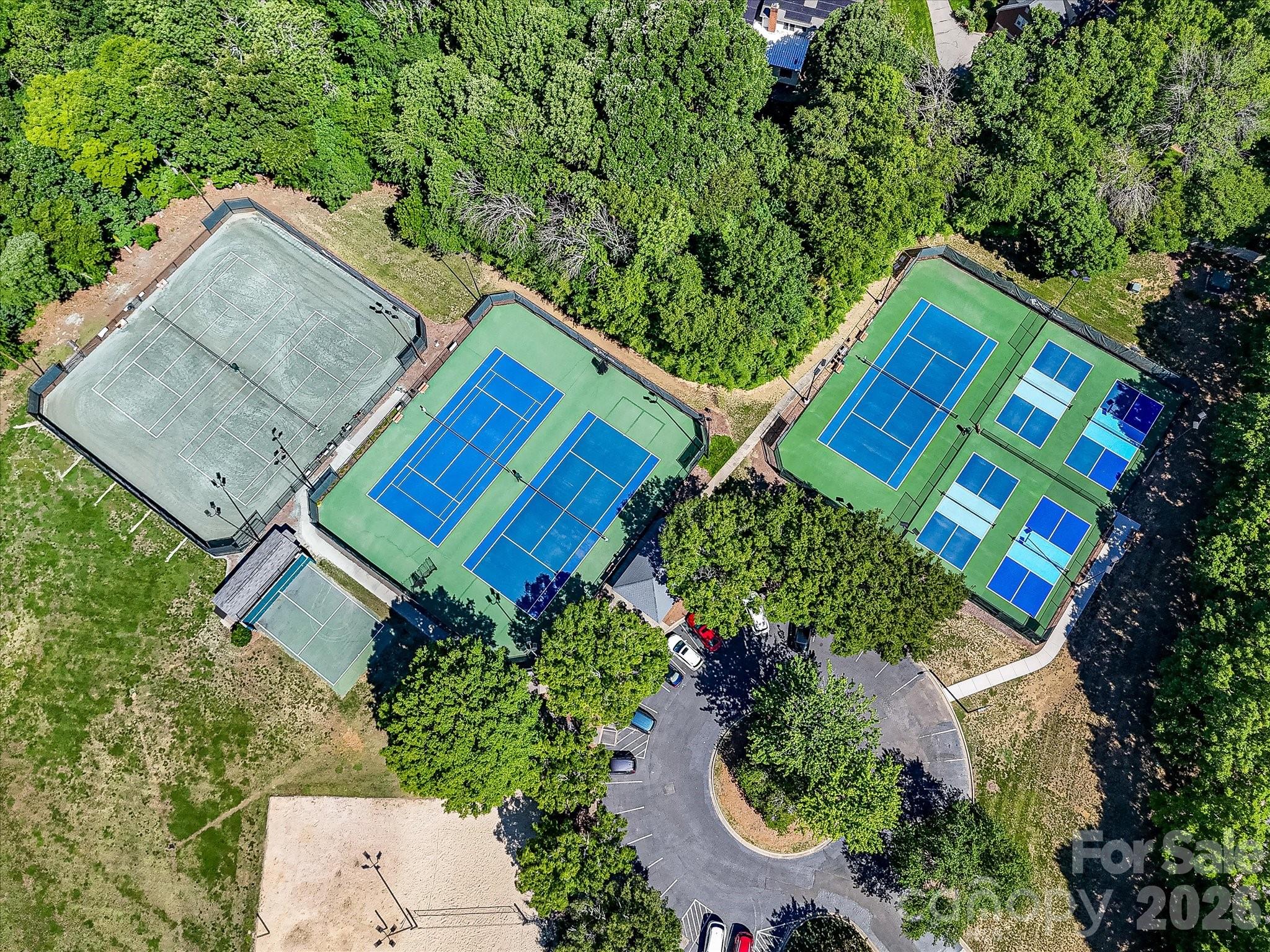 10341 Avondale Avenue Charlotte NC 28210