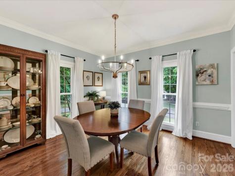 10341 Avondale Avenue Charlotte NC 28210