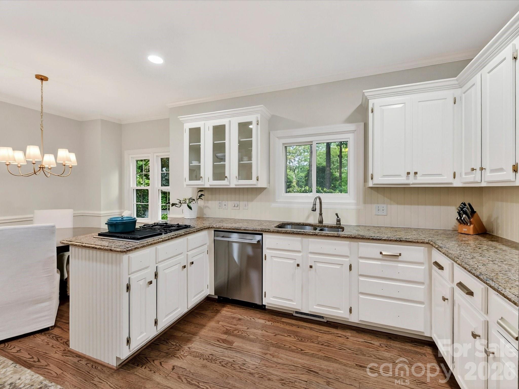 10341 Avondale Avenue Charlotte NC 28210
