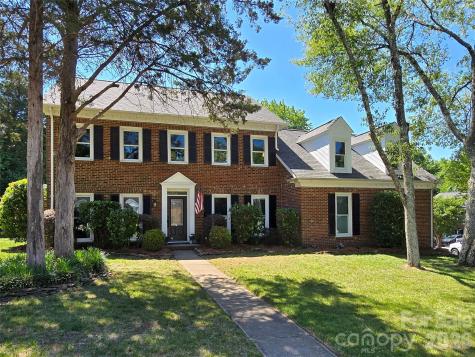 2900 Polo Ridge Court Charlotte NC 28210