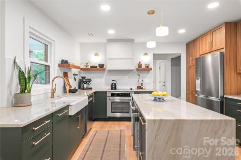 2900 Polo Ridge Court Charlotte NC 28210