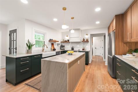 2900 Polo Ridge Court Charlotte NC 28210