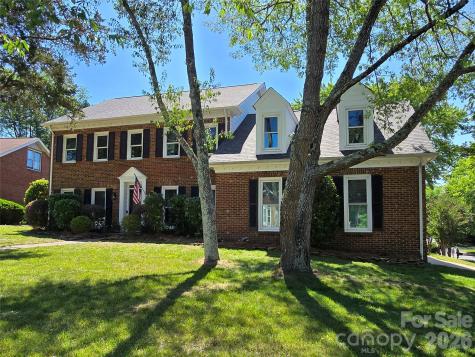 2900 Polo Ridge Court Charlotte NC 28210