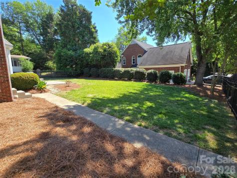 2900 Polo Ridge Court Charlotte NC 28210