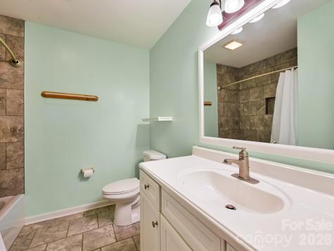 15 Forest Run Drive Asheville NC 28803