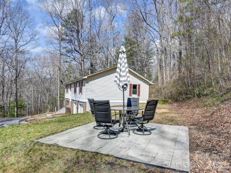 15 Forest Run Drive Asheville NC 28803