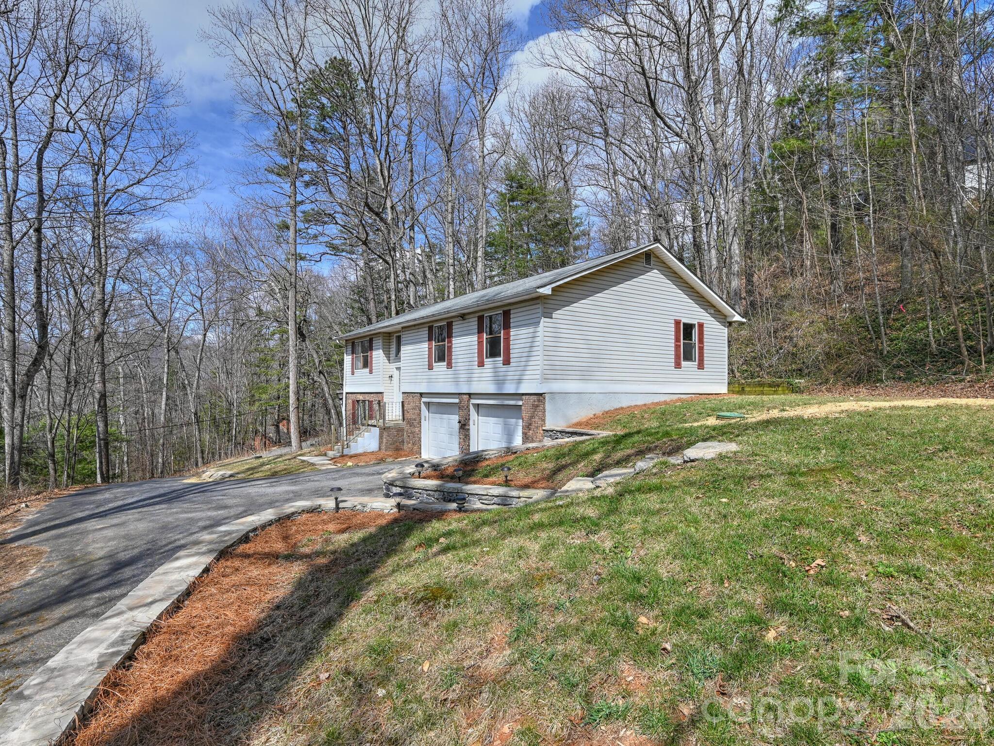 15 Forest Run Drive Asheville NC 28803