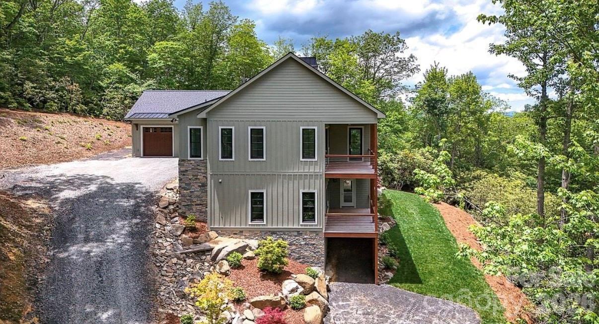 3434 Old Jonas Ridge Road Newland NC 28657
